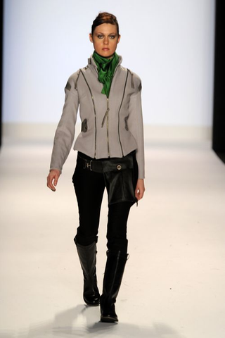 Illustration for article titled Sneak Peek: The Project Runway Fashion Show